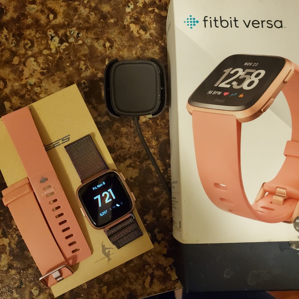 Fitbit Versa - Picture 2 of 2